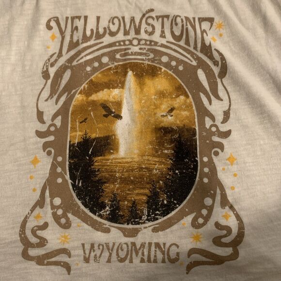 Social Culture Graphic T-Shirt Women's Crop Yellowstone National Park Wyoming XL - Picture 3 of 10